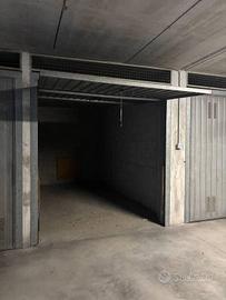 Box / Garage di 13 m² a Pinerolo