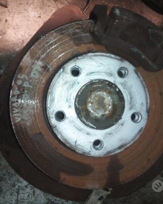 Mozzo posteriore dx opel vivaro anno 2005 - 1.9 ga