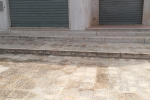 Locale commerciale pronto all'uso