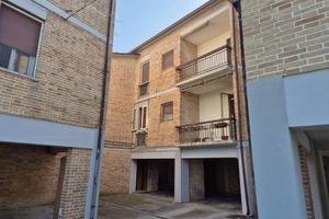 Appartamento di 112 m² con 4 locali e box auto a C
