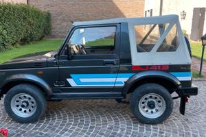 Suzuki SJ413