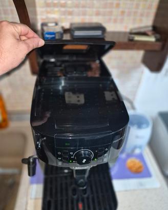 macchina per caffè delonghi Magnifica S