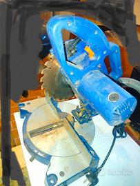 Troncatrice per legno