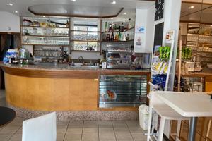 Bar/Tabacchi Avviato - Posizione e Bassi