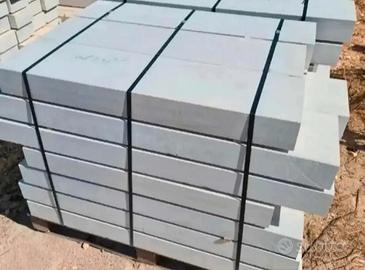 Basoli, cordoli in pietra di Trani 