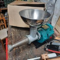 Spremipomodoro elettrico REBER