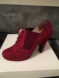 Tronchetti in camoscio rosso bordeaux