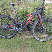 trek top di gamma full 18.5