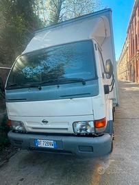 Furgone patente B con pedana idraulica