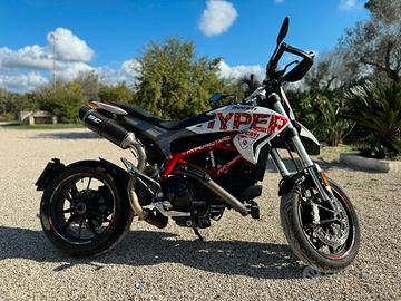 Ducati hypermotard 939