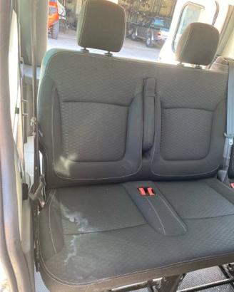 SEDILI POSTERIORI PER OPEL VIVARO B X82 2015