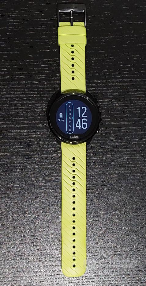 Suunto smartwatch Sports e attrezzatura sportiva usata