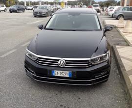 VOLKSWAGEN Passat 8ª serie - 2016