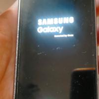 Samsung Galaxy z fold 4 non funzionante 