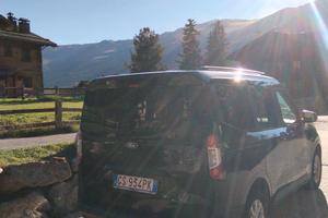 Ford tourneo courier