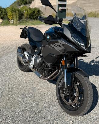 BMW F900XR