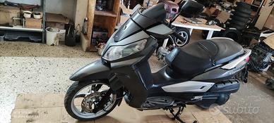 Subito - TUTTO RICAMBI USATI SCOOTER MOTO - Ricambi sym citycom 125 300 gts  250 entra - Accessori Moto In vendita a Lecce