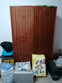 Armadio in legno