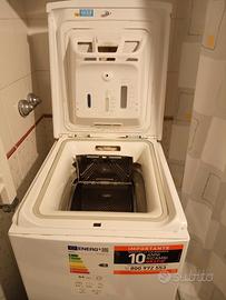 Lavatrice a carica dall'alto 6 kg 1000giri Indesit