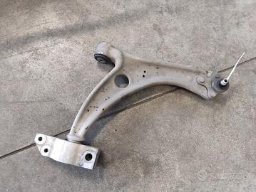 Braccio oscill ant. dx AUDI Q3 4X4 1968cc D 2017