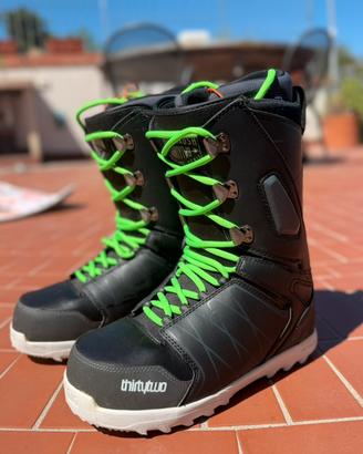Scarponi snowboard thirtytwo  n45
