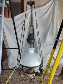 lampadario vintage a petrolio