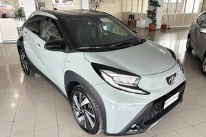 Toyota Aygo X 1.0 VVT-i 72 CV 5 porte Lounge S-CVT