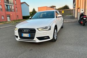audi A4 avanti 2.0 TDI S tronic 