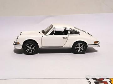 modello 1:24 PORSCHE 911