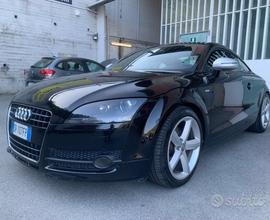Audi TT Coupé 1.8 TFSI Advanced