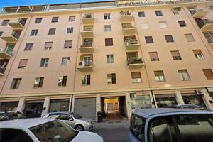 cagliari san benedetto ampio bivano con cucina abi