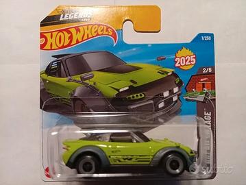 Hot Wheels 2025 Mazda MX-5 Miata 1/250