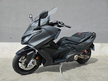 Kymco AK 575 Premium