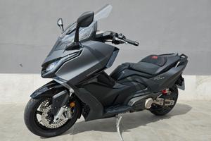Kymco AK 575 Premium