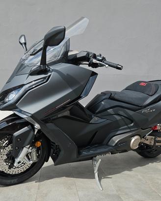 Kymco AK 575 Premium