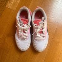 Sneakers Puma rosa Soft Foam