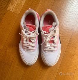 Sneakers Puma rosa Soft Foam