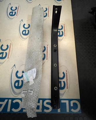 1354936080 GUIDA PORTA SCORREVOLE DESTRA FIAT QUBO