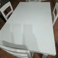 Tavolo in legno