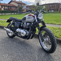 Triumph bonneville t100