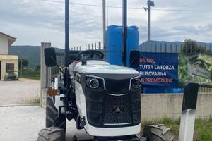 Trattore STARTRAC 263 4WD