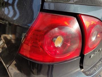 Fanale posteriore sinistro VOLKSWAGEN GOLF 5 2004