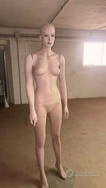 12 manichini da esposizione per negozio