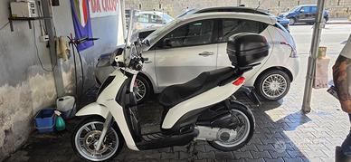 Piaggio Carnaby 300 ie