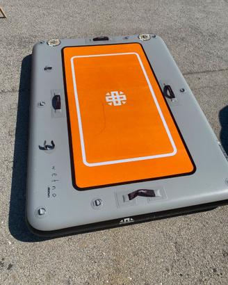 piattaforma isola gonfiabile