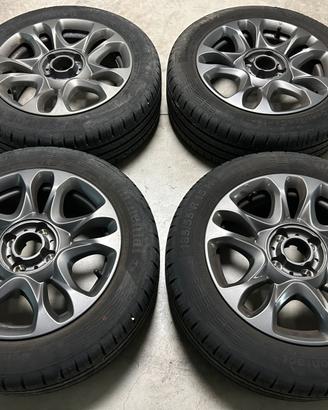4 cerchi originali Fiat 500 misura 15 e gomme