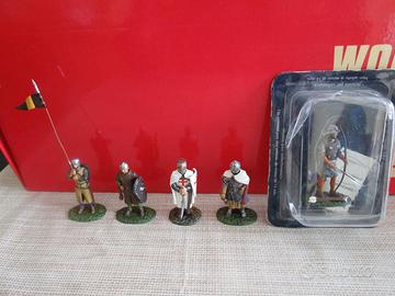 SOLDATI MEDIOEVALI IN PIOMBO DEAGOSTINI