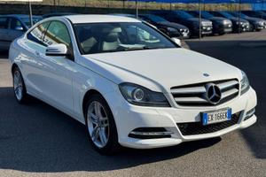 Mercedes-Benz C220 Coupè