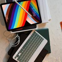 Apple ipad Air 4 con accessori e pencil