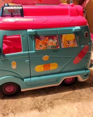 giochi per bambina ambulanza PinyPon 